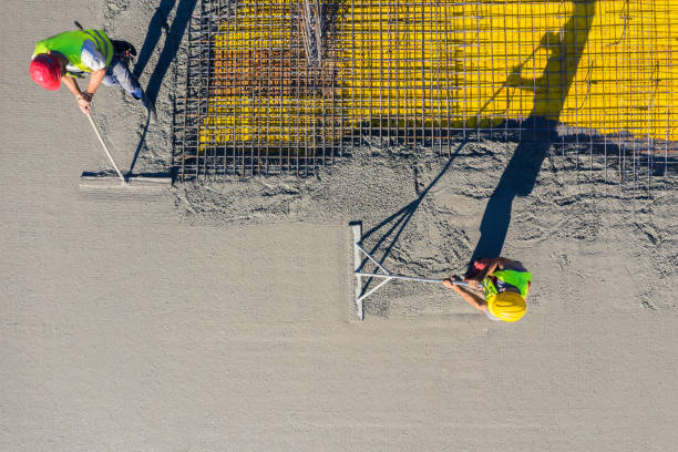 Best Concrete Driveway Installation  in Delft Colony, CA